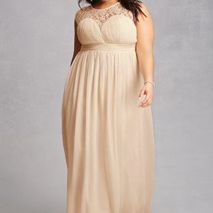Plus Size Lace Maxi Dress